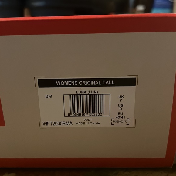 Women’s Original Tall Hunter Rain Boots - Picture 14 of 17